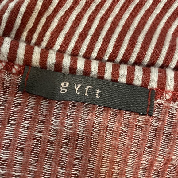 GYFT red/white stripe button down blouse - Size Medium - Picture 5 of 8